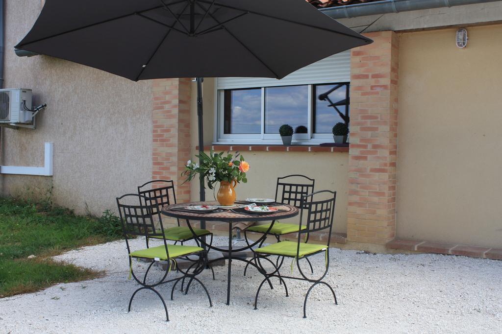 Bed and Breakfast Domaine De Soulery Beaupuy  Экстерьер фото